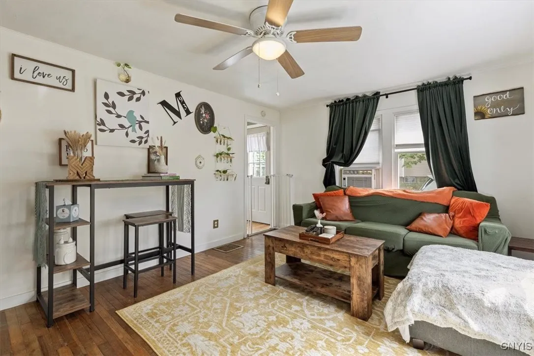 93 Burrstone Road, New Hartford, New York 13417, New Hartford, New York 13417, 3 Bedrooms Bedrooms, 6 Rooms Rooms,1 BathroomBathrooms,Residential,Closed,93 Burrstone Road, New Hartford, New York 13417,0,S1633647