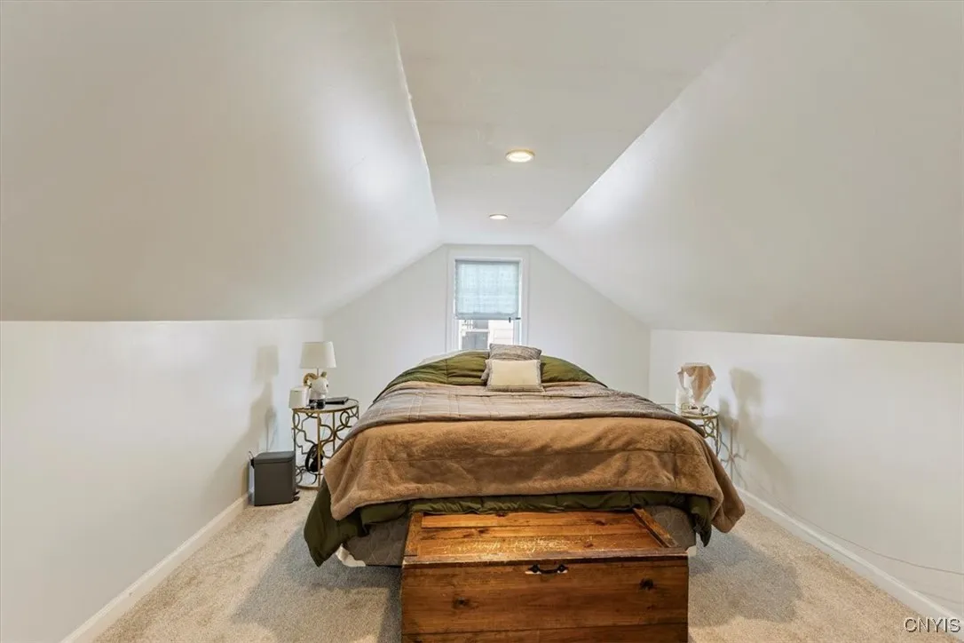 93 Burrstone Road, New Hartford, New York 13417, New Hartford, New York 13417, 3 Bedrooms Bedrooms, 6 Rooms Rooms,1 BathroomBathrooms,Residential,Closed,93 Burrstone Road, New Hartford, New York 13417,0,S1633647