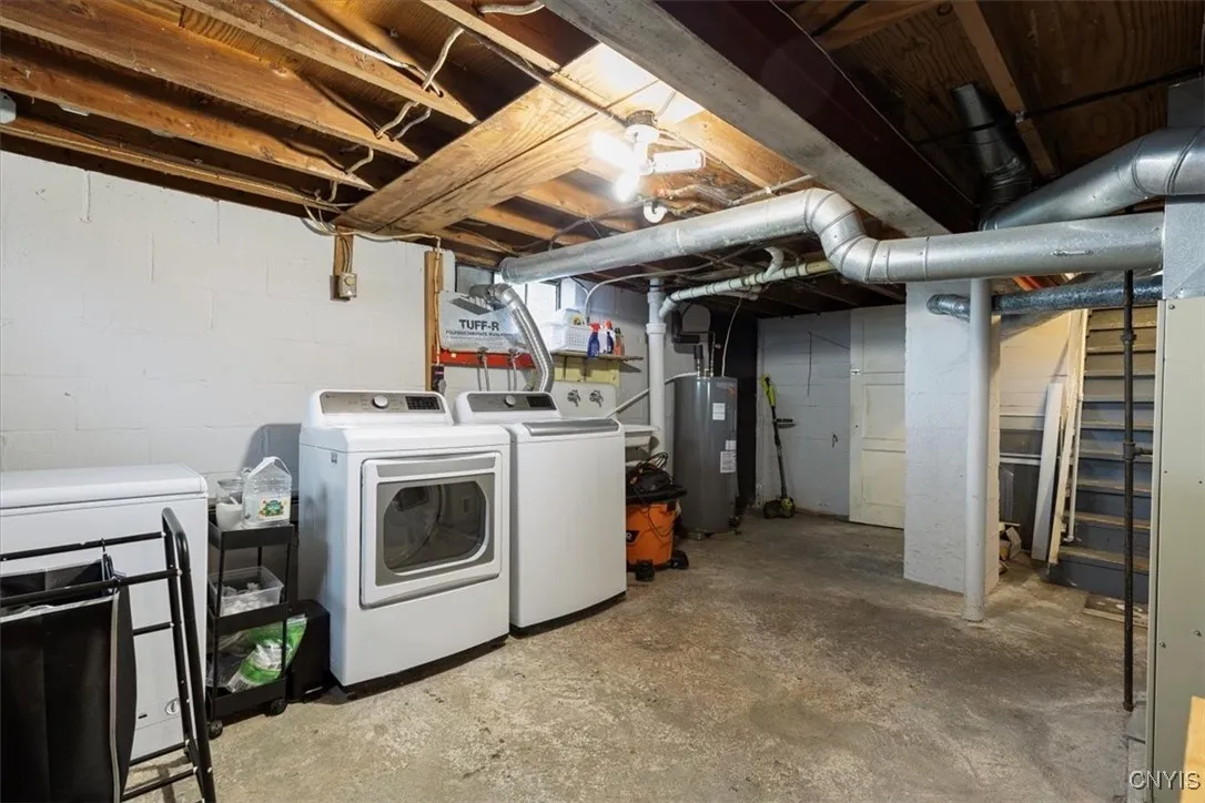 93 Burrstone Road, New Hartford, New York 13417, New Hartford, New York 13417, 3 Bedrooms Bedrooms, 6 Rooms Rooms,1 BathroomBathrooms,Residential,Closed,93 Burrstone Road, New Hartford, New York 13417,0,S1633647