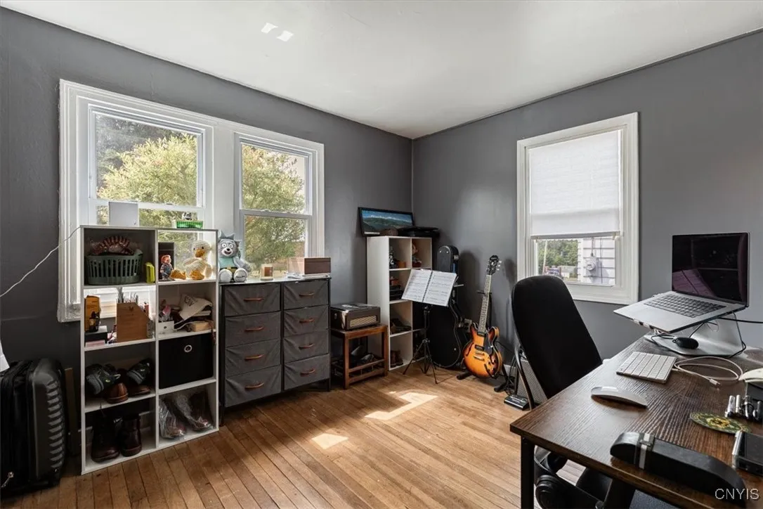 93 Burrstone Road, New Hartford, New York 13417, New Hartford, New York 13417, 3 Bedrooms Bedrooms, 6 Rooms Rooms,1 BathroomBathrooms,Residential,Closed,93 Burrstone Road, New Hartford, New York 13417,0,S1633647