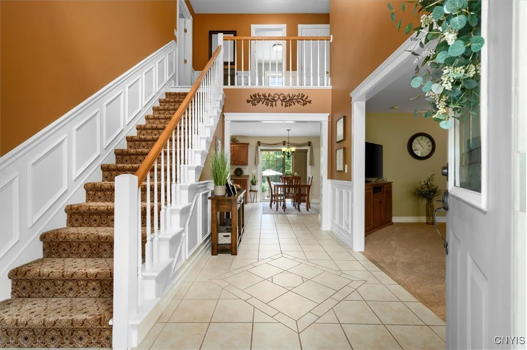 2 story foyer