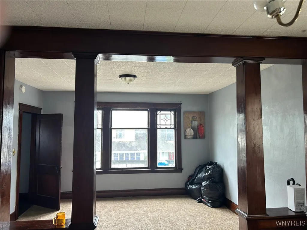 110 Trowbridge Street, Buffalo, New York 14220, Buffalo, New York 14220, 6 Bedrooms Bedrooms, ,2 BathroomsBathrooms,Residential,For Sale,110 Trowbridge Street, Buffalo, New York 14220,B1633735