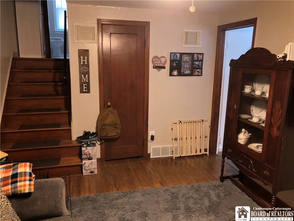 758 Highland Avenue, Tonawanda, New York 14223, Tonawanda, New York 14223, 6 Bedrooms Bedrooms, ,2 BathroomsBathrooms,Residential,Closed,758 Highland Avenue, Tonawanda, New York 14223,0,R1633815