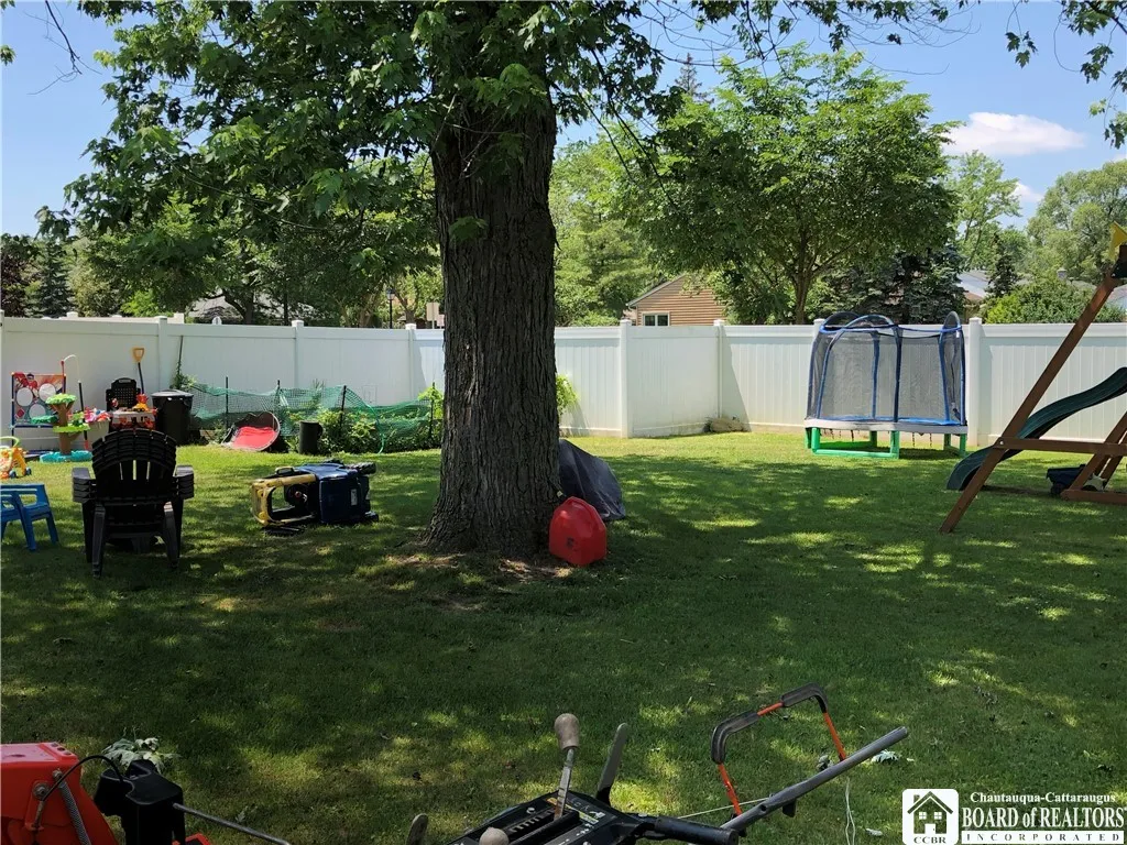 758 Highland Avenue, Tonawanda, New York 14223, Tonawanda, New York 14223, 6 Bedrooms Bedrooms, ,2 BathroomsBathrooms,Residential,Closed,758 Highland Avenue, Tonawanda, New York 14223,0,R1633815