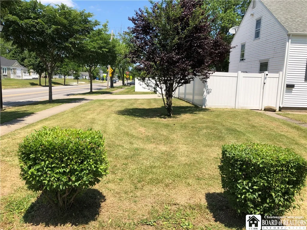 758 Highland Avenue, Tonawanda, New York 14223, Tonawanda, New York 14223, 6 Bedrooms Bedrooms, ,2 BathroomsBathrooms,Residential,Closed,758 Highland Avenue, Tonawanda, New York 14223,0,R1633815
