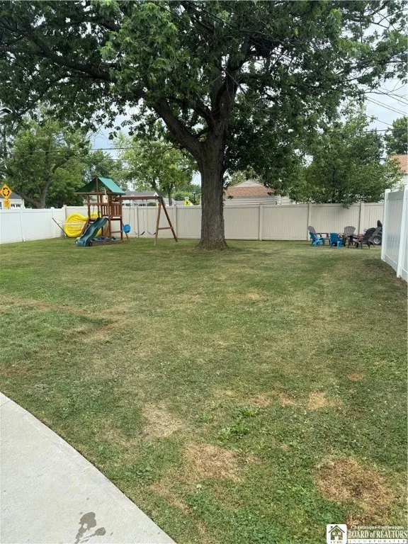 758 Highland Avenue, Tonawanda, New York 14223, Tonawanda, New York 14223, 6 Bedrooms Bedrooms, ,2 BathroomsBathrooms,Residential,Closed,758 Highland Avenue, Tonawanda, New York 14223,0,R1633815