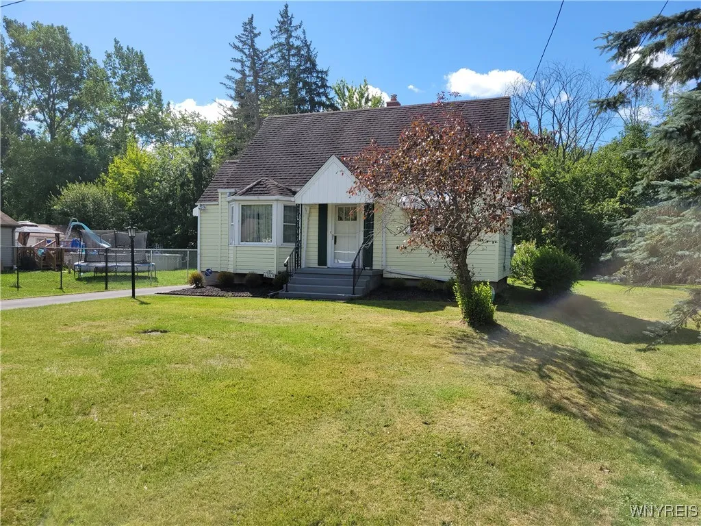 2828 Homeyer Road, Wheatfield, New York 14120, Wheatfield, New York 14120, 3 Bedrooms Bedrooms, 6 Rooms Rooms,2 BathroomsBathrooms,Residential,For Sale,2828 Homeyer Road, Wheatfield, New York 14120,0,B1633777