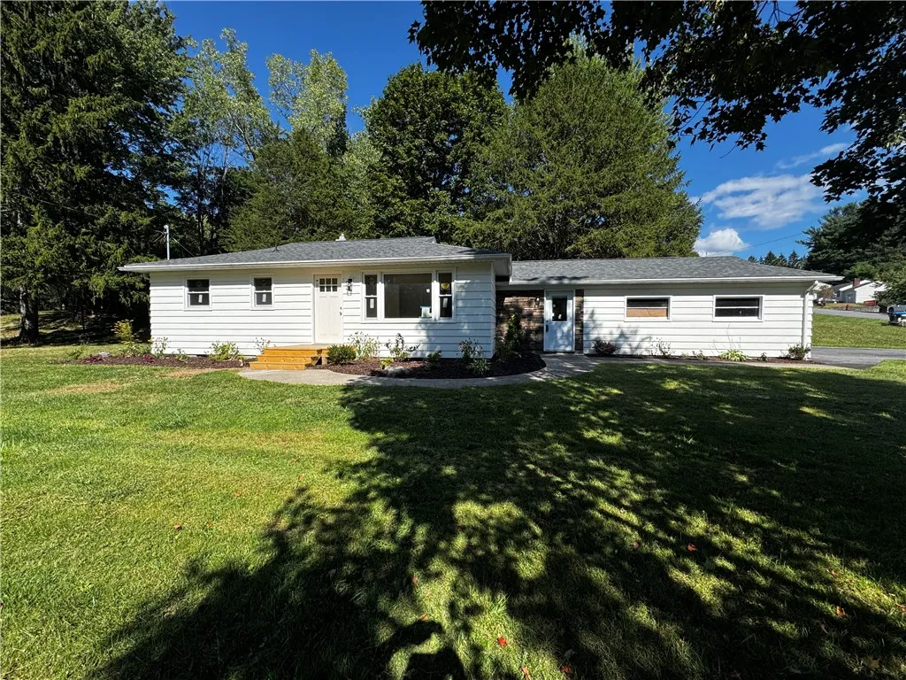 7514 State Street Road, Throop, New York 13021, Throop, New York 13021, 3 Bedrooms Bedrooms, 5 Rooms Rooms,1 BathroomBathrooms,Residential,For Sale,7514 State Street Road, Throop, New York 13021,0,R1633636