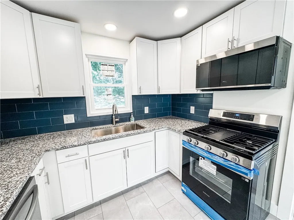 7514 State Street Road, Throop, New York 13021, Throop, New York 13021, 3 Bedrooms Bedrooms, 5 Rooms Rooms,1 BathroomBathrooms,Residential,For Sale,7514 State Street Road, Throop, New York 13021,0,R1633636