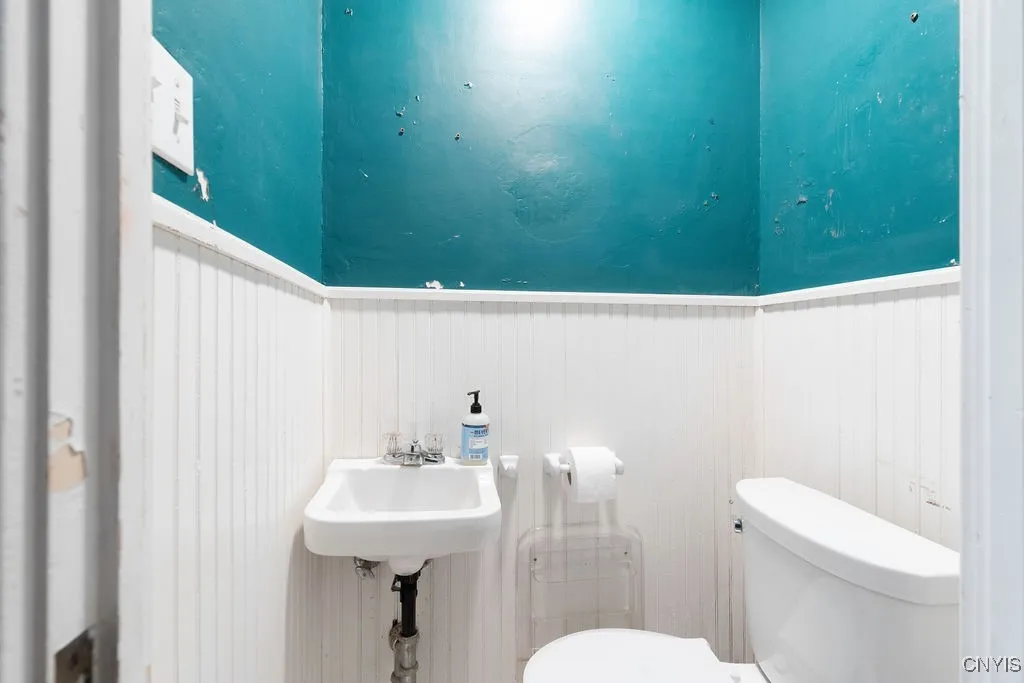 205 South 4th Street, Fulton, New York 13069, Fulton, New York 13069, 4 Bedrooms Bedrooms, 9 Rooms Rooms,1 BathroomBathrooms,Residential,Closed,205 South 4th Street, Fulton, New York 13069,0,S1628456