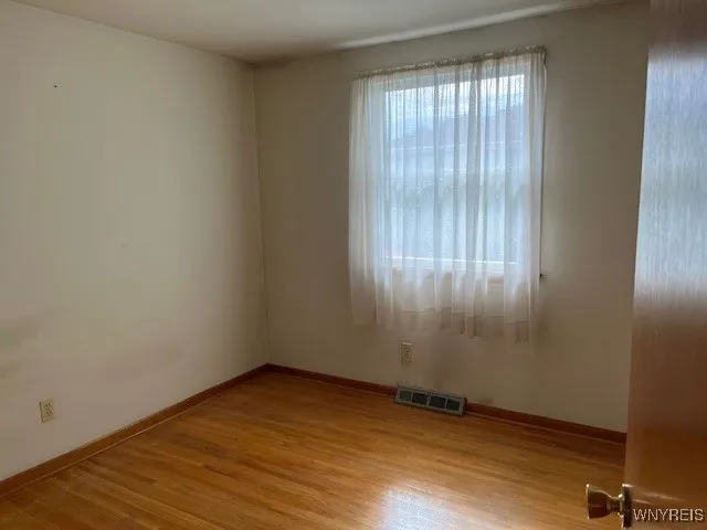 130 South Transit Hill Drive, Cheektowaga, New Yor, Cheektowaga, New York 14043, 3 Bedrooms Bedrooms, 7 Rooms Rooms,2 BathroomsBathrooms,Residential,For Sale,130 South Transit Hill Drive, Cheektowaga, New Yor,0,B1633787