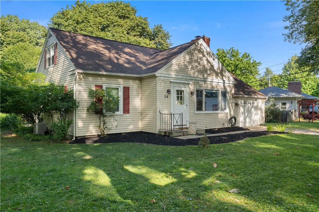 26 Oakridge Drive, Irondequoit, New York 14617, Irondequoit, New York 14617, 4 Bedrooms Bedrooms, 7 Rooms Rooms,2 BathroomsBathrooms,Residential,Closed,26 Oakridge Drive, Irondequoit, New York 14617,0,R1633404