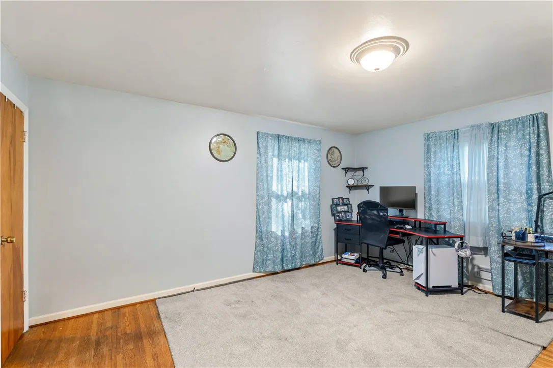 26 Oakridge Drive, Irondequoit, New York 14617, Irondequoit, New York 14617, 4 Bedrooms Bedrooms, 7 Rooms Rooms,2 BathroomsBathrooms,Residential,Closed,26 Oakridge Drive, Irondequoit, New York 14617,0,R1633404