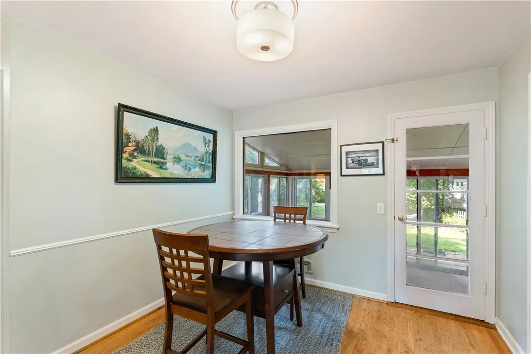 26 Oakridge Drive, Irondequoit, New York 14617, Irondequoit, New York 14617, 4 Bedrooms Bedrooms, 7 Rooms Rooms,2 BathroomsBathrooms,Residential,Closed,26 Oakridge Drive, Irondequoit, New York 14617,0,R1633404