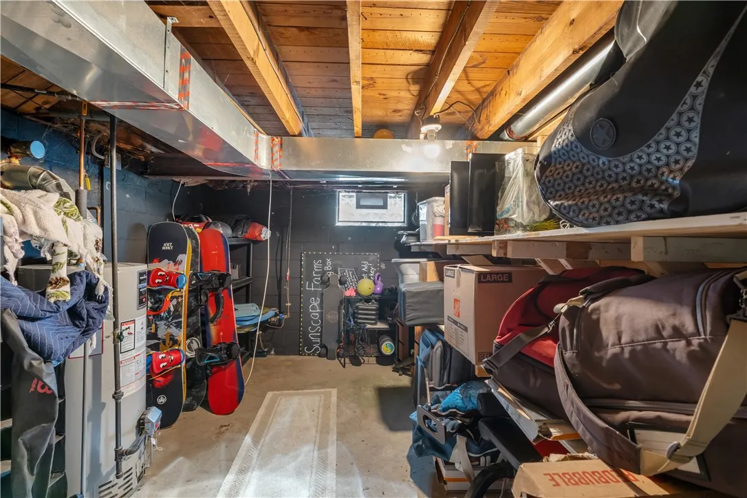 26 Oakridge Drive, Irondequoit, New York 14617, Irondequoit, New York 14617, 4 Bedrooms Bedrooms, 7 Rooms Rooms,2 BathroomsBathrooms,Residential,Closed,26 Oakridge Drive, Irondequoit, New York 14617,0,R1633404