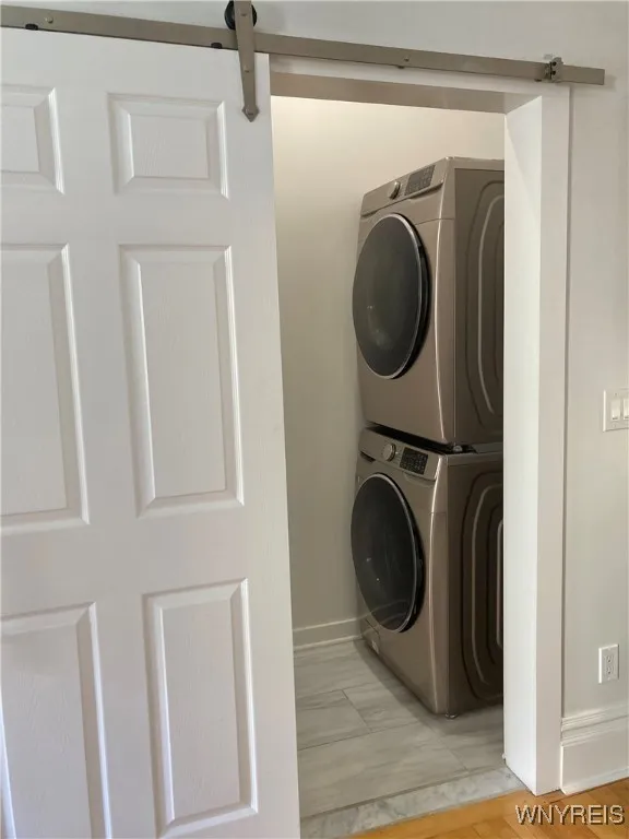 58 Tracy Street 1, Buffalo, New York 14201, Buffalo, New York 14201, 2 Bedrooms Bedrooms, 3 Rooms Rooms,1 BathroomBathrooms,Residential Lease,For Rent,58 Tracy Street 1, Buffalo, New York 14201,0,B1633424
