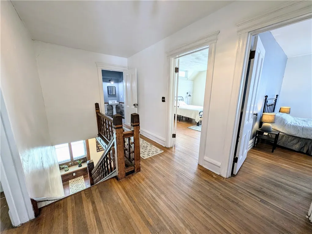 2nd floor hall