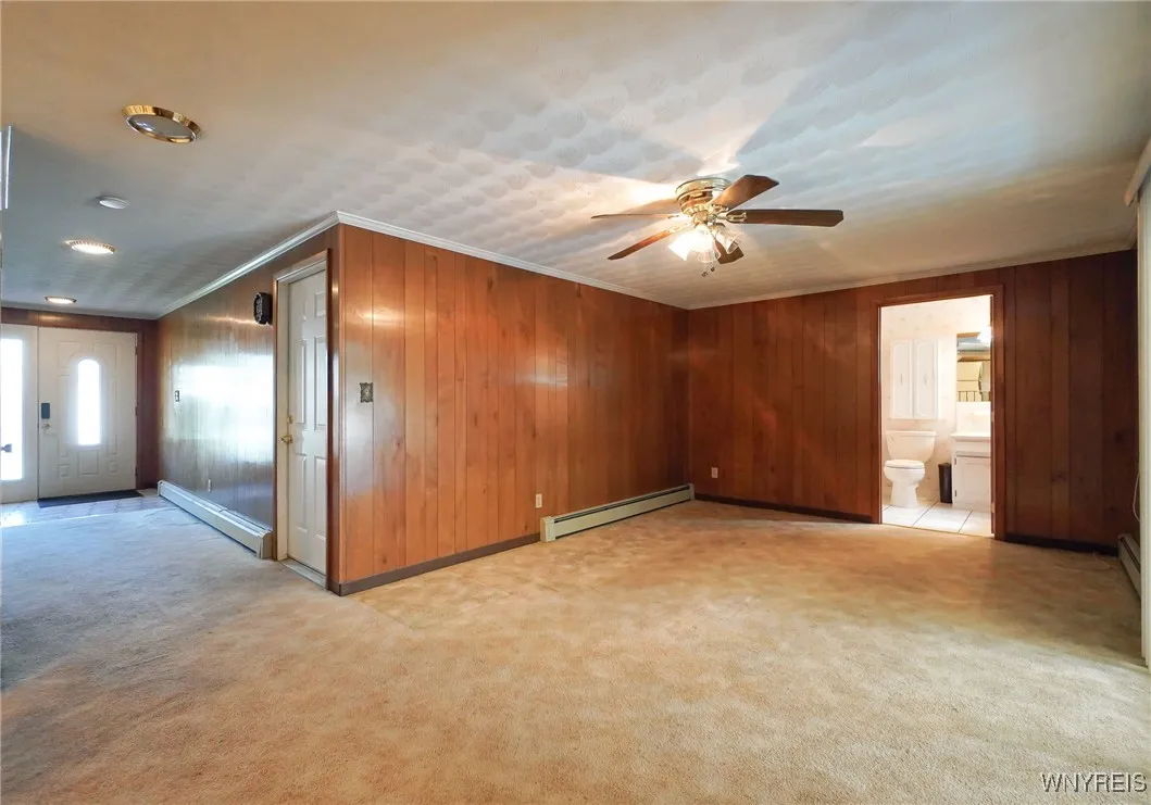 91 Smallwood Drive, West Seneca, New York 14224, West Seneca, New York 14224, 4 Bedrooms Bedrooms, 8 Rooms Rooms,2 BathroomsBathrooms,Residential,For Sale,91 Smallwood Drive, West Seneca, New York 14224,0,B1633508