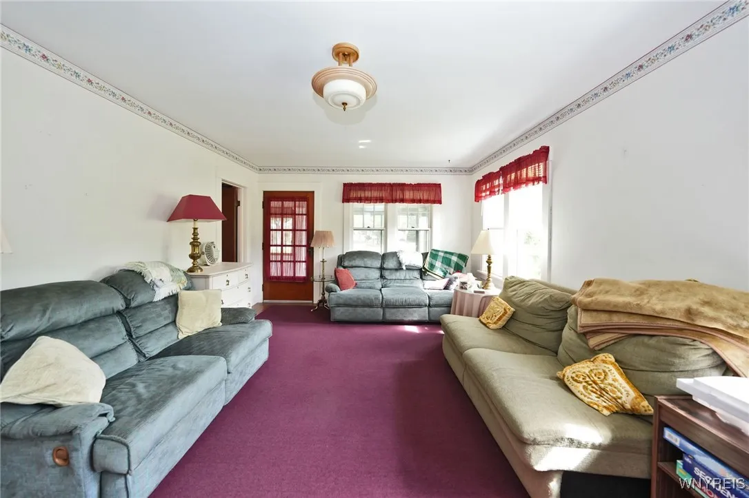 395 Lakeside Road, Evans, New York 14006, Evans, New York 14006, 3 Bedrooms Bedrooms, 5 Rooms Rooms,2 BathroomsBathrooms,Residential,Closed,395 Lakeside Road, Evans, New York 14006,0,B1631968