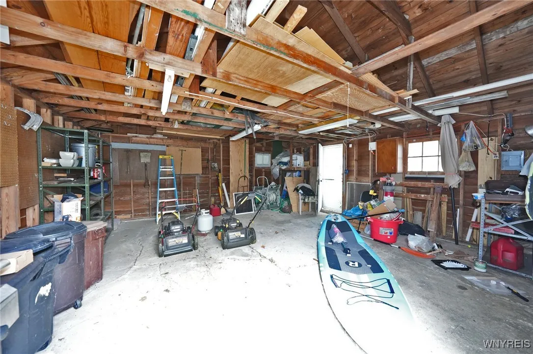 395 Lakeside Road, Evans, New York 14006, Evans, New York 14006, 3 Bedrooms Bedrooms, 5 Rooms Rooms,2 BathroomsBathrooms,Residential,Closed,395 Lakeside Road, Evans, New York 14006,0,B1631968