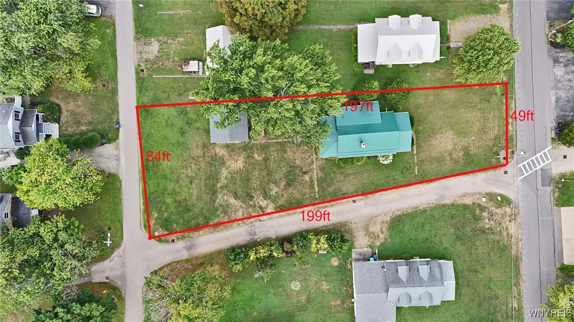 395 Lakeside Road, Evans, New York 14006, Evans, New York 14006, 3 Bedrooms Bedrooms, 5 Rooms Rooms,2 BathroomsBathrooms,Residential,Closed,395 Lakeside Road, Evans, New York 14006,0,B1631968