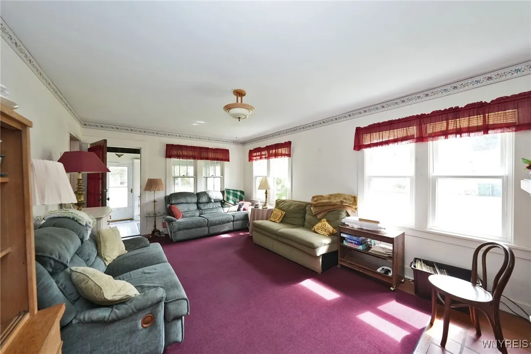395 Lakeside Road, Evans, New York 14006, Evans, New York 14006, 3 Bedrooms Bedrooms, 5 Rooms Rooms,2 BathroomsBathrooms,Residential,Closed,395 Lakeside Road, Evans, New York 14006,0,B1631968