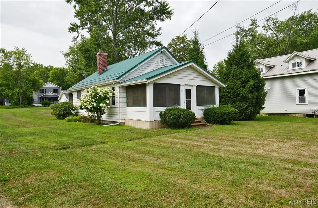 395 Lakeside Road, Evans, New York 14006, Evans, New York 14006, 3 Bedrooms Bedrooms, 5 Rooms Rooms,2 BathroomsBathrooms,Residential,Closed,395 Lakeside Road, Evans, New York 14006,0,B1631968