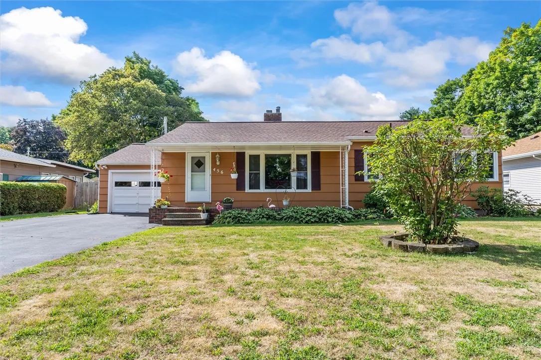 456 Brookview Drive, Irondequoit, New York 14617, Irondequoit, New York 14617, 3 Bedrooms Bedrooms, 6 Rooms Rooms,2 BathroomsBathrooms,Residential,Closed,456 Brookview Drive, Irondequoit, New York 14617,0,R1633600