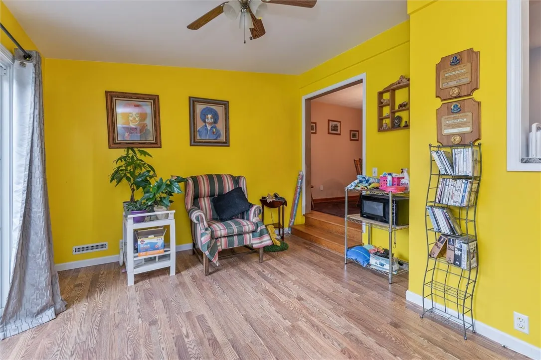 456 Brookview Drive, Irondequoit, New York 14617, Irondequoit, New York 14617, 3 Bedrooms Bedrooms, 6 Rooms Rooms,2 BathroomsBathrooms,Residential,Closed,456 Brookview Drive, Irondequoit, New York 14617,0,R1633600