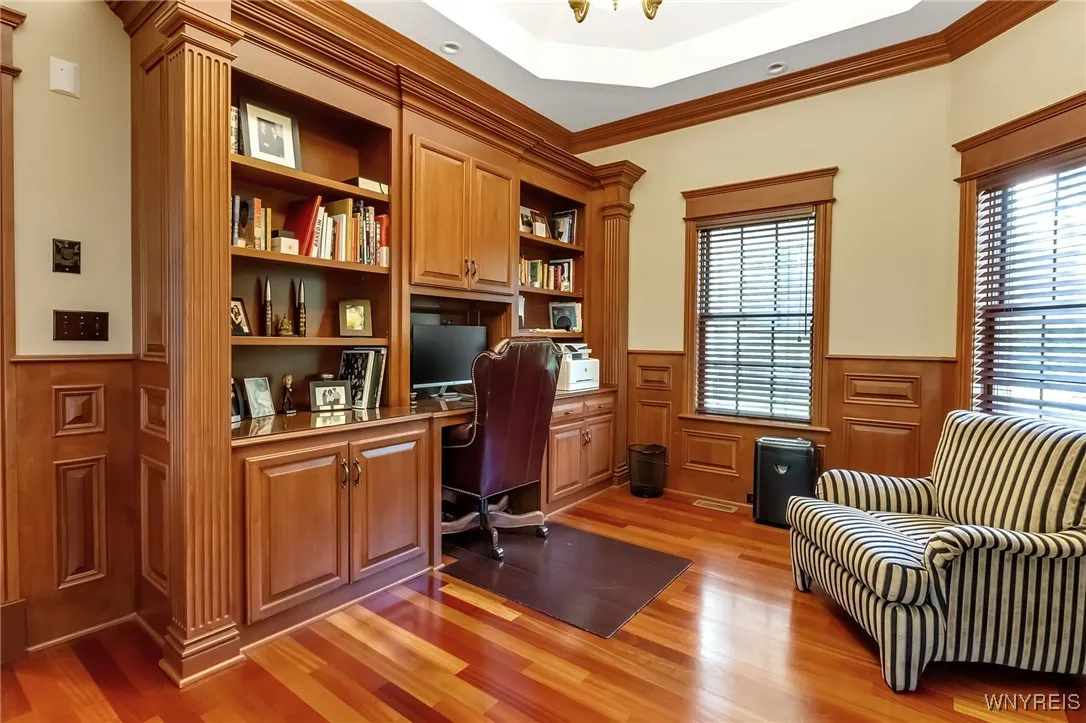55 Contessa Court, Amherst, New York 14221, Amherst, New York 14221, 6 Bedrooms Bedrooms, 13 Rooms Rooms,4 BathroomsBathrooms,Residential,For Sale,55 Contessa Court, Amherst, New York 14221,B1633717