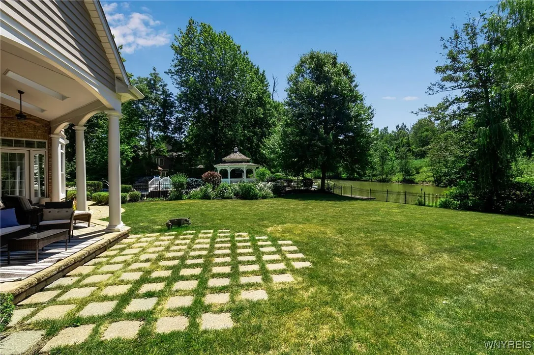 55 Contessa Court, Amherst, New York 14221, Amherst, New York 14221, 6 Bedrooms Bedrooms, 13 Rooms Rooms,4 BathroomsBathrooms,Residential,For Sale,55 Contessa Court, Amherst, New York 14221,B1633717