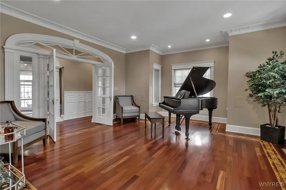 55 Contessa Court, Amherst, New York 14221, Amherst, New York 14221, 6 Bedrooms Bedrooms, 13 Rooms Rooms,4 BathroomsBathrooms,Residential,For Sale,55 Contessa Court, Amherst, New York 14221,B1633717