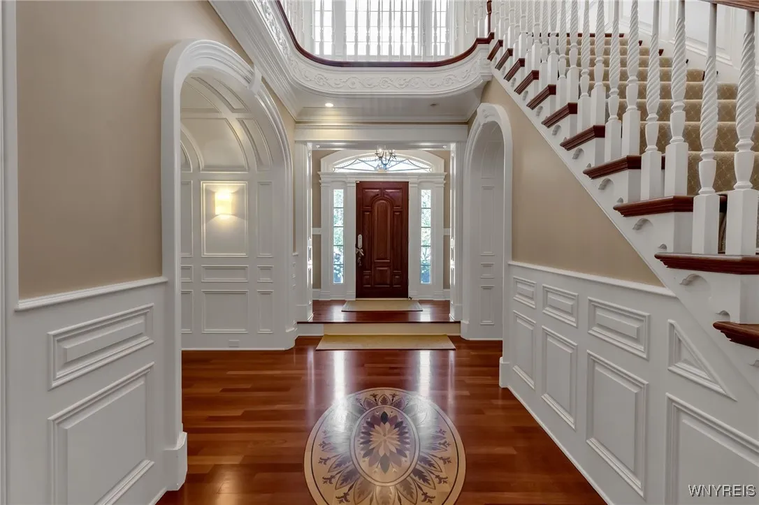 55 Contessa Court, Amherst, New York 14221, Amherst, New York 14221, 6 Bedrooms Bedrooms, 13 Rooms Rooms,4 BathroomsBathrooms,Residential,For Sale,55 Contessa Court, Amherst, New York 14221,B1633717