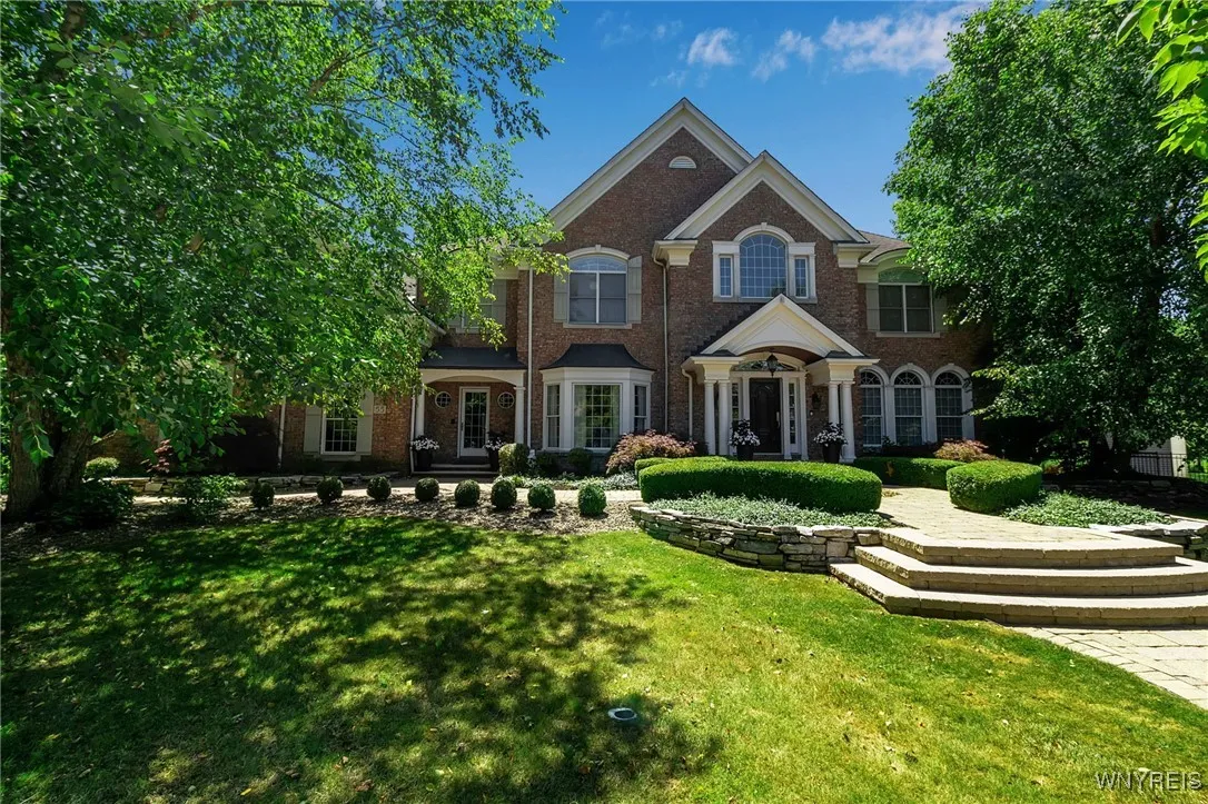 55 Contessa Court, Amherst, New York 14221, Amherst, New York 14221, 6 Bedrooms Bedrooms, 13 Rooms Rooms,4 BathroomsBathrooms,Residential,For Sale,55 Contessa Court, Amherst, New York 14221,B1633717