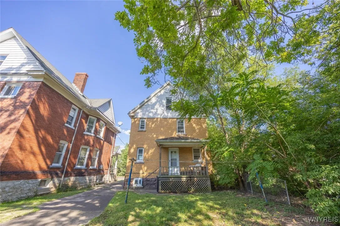 346 Portage Road, Niagara Falls, New York 14303, Niagara Falls, New York 14303, 3 Bedrooms Bedrooms, ,2 BathroomsBathrooms,Residential,For Sale,346 Portage Road, Niagara Falls, New York 14303,0,B1633313