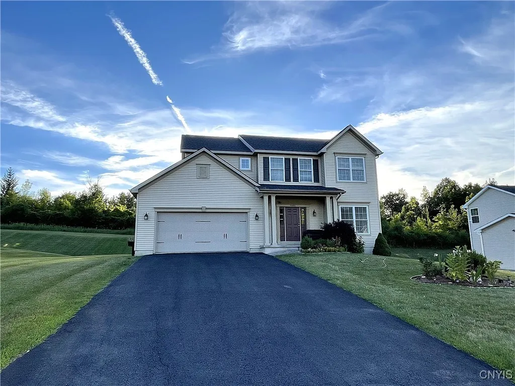 4481 Southwood Heights Drive, Onondaga, New York 1, Onondaga, New York 13078, 4 Bedrooms Bedrooms, 9 Rooms Rooms,2 BathroomsBathrooms,Residential Lease,For Rent,4481 Southwood Heights Drive, Onondaga, New York 1,S1633931
