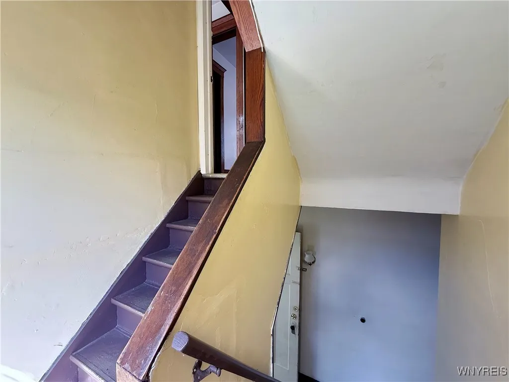 168 Rodney Avenue, Buffalo, New York 14214, Buffalo, New York 14214, 6 Bedrooms Bedrooms, ,2 BathroomsBathrooms,Residential,For Sale,168 Rodney Avenue, Buffalo, New York 14214,0,B1633937