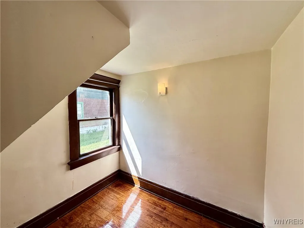 168 Rodney Avenue, Buffalo, New York 14214, Buffalo, New York 14214, 6 Bedrooms Bedrooms, ,2 BathroomsBathrooms,Residential,For Sale,168 Rodney Avenue, Buffalo, New York 14214,0,B1633937