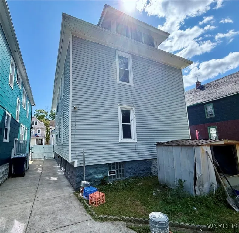 168 Rodney Avenue, Buffalo, New York 14214, Buffalo, New York 14214, 6 Bedrooms Bedrooms, ,2 BathroomsBathrooms,Residential,For Sale,168 Rodney Avenue, Buffalo, New York 14214,0,B1633937