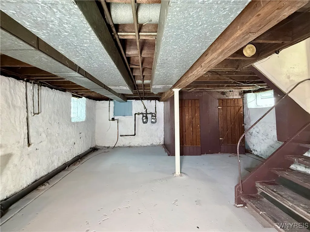 168 Rodney Avenue, Buffalo, New York 14214, Buffalo, New York 14214, 6 Bedrooms Bedrooms, ,2 BathroomsBathrooms,Residential,For Sale,168 Rodney Avenue, Buffalo, New York 14214,0,B1633937