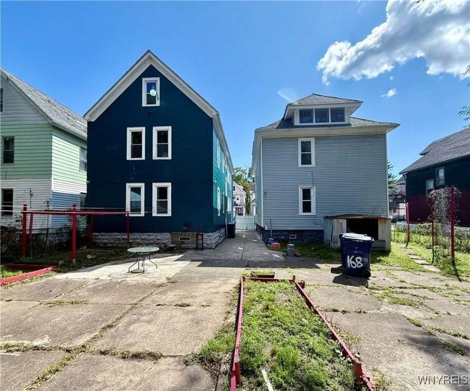 172 Rodney Avenue, Buffalo, New York 14214, Buffalo, New York 14214, 6 Bedrooms Bedrooms, ,2 BathroomsBathrooms,Residential,For Sale,172 Rodney Avenue, Buffalo, New York 14214,0,B1633948