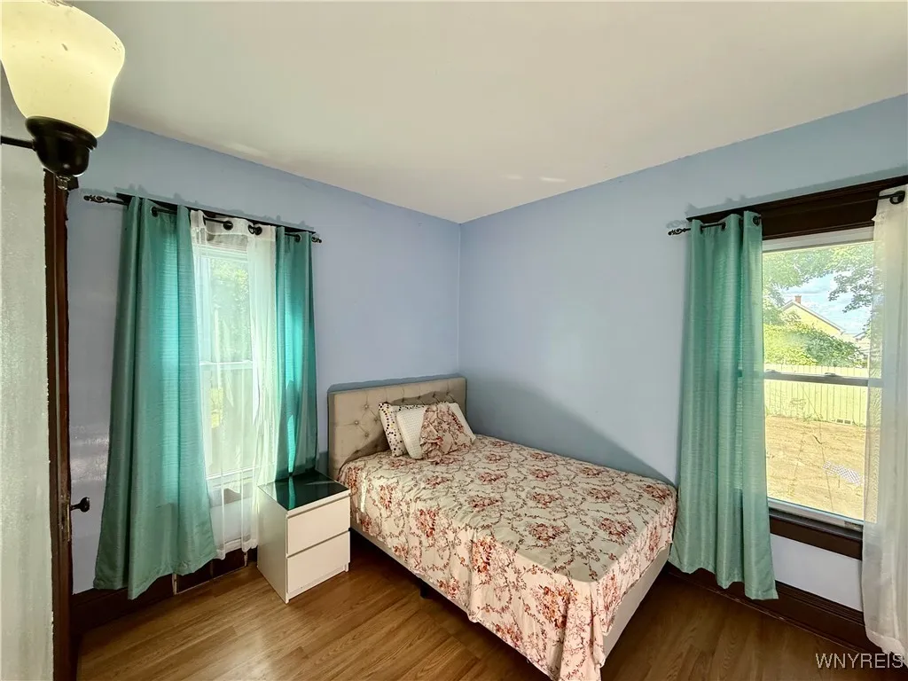 172 Rodney Avenue, Buffalo, New York 14214, Buffalo, New York 14214, 6 Bedrooms Bedrooms, ,2 BathroomsBathrooms,Residential,For Sale,172 Rodney Avenue, Buffalo, New York 14214,0,B1633948