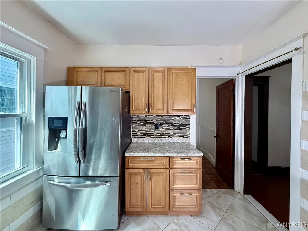 172 Rodney Avenue, Buffalo, New York 14214, Buffalo, New York 14214, 6 Bedrooms Bedrooms, ,2 BathroomsBathrooms,Residential,For Sale,172 Rodney Avenue, Buffalo, New York 14214,0,B1633948