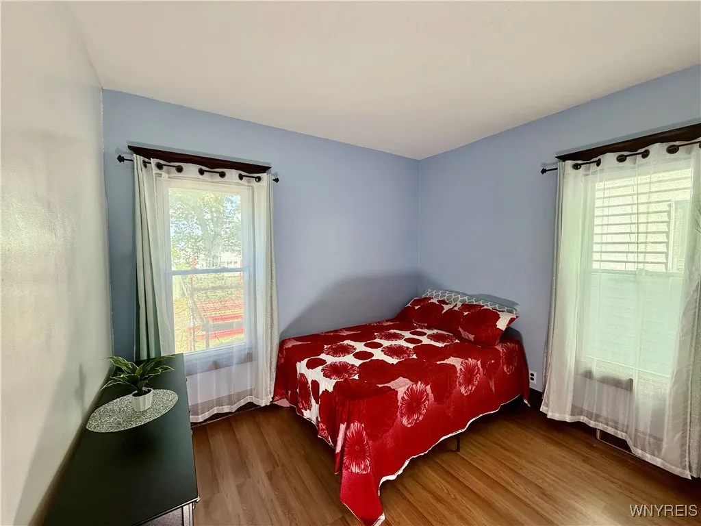 172 Rodney Avenue, Buffalo, New York 14214, Buffalo, New York 14214, 6 Bedrooms Bedrooms, ,2 BathroomsBathrooms,Residential,For Sale,172 Rodney Avenue, Buffalo, New York 14214,0,B1633948