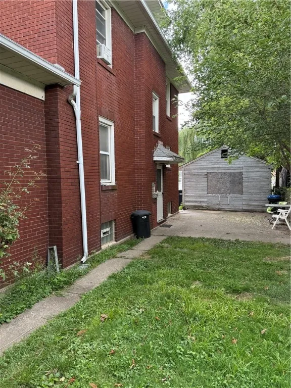 5810 Buffalo Avenue, Niagara Falls, New York 14304, Niagara Falls, New York 14304, 4 Bedrooms Bedrooms, 9 Rooms Rooms,2 BathroomsBathrooms,Residential,For Sale,5810 Buffalo Avenue, Niagara Falls, New York 14304,R1633780
