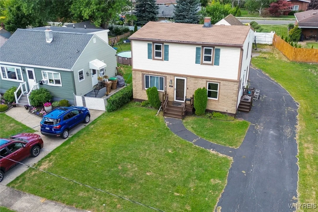 20 Mildred Drive, Cheektowaga, New York 14225, Cheektowaga, New York 14225, 3 Bedrooms Bedrooms, 7 Rooms Rooms,2 BathroomsBathrooms,Residential,For Sale,20 Mildred Drive, Cheektowaga, New York 14225,0,B1632934