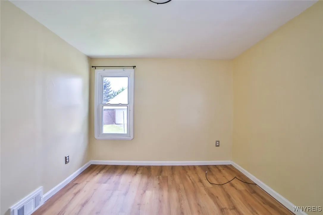 20 Mildred Drive, Cheektowaga, New York 14225, Cheektowaga, New York 14225, 3 Bedrooms Bedrooms, 7 Rooms Rooms,2 BathroomsBathrooms,Residential,For Sale,20 Mildred Drive, Cheektowaga, New York 14225,0,B1632934