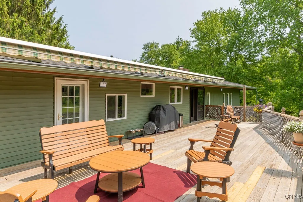 2260 Lamson Road, Lysander, New York 13135, Lysander, New York 13135, 3 Bedrooms Bedrooms, 12 Rooms Rooms,2 BathroomsBathrooms,Residential,For Sale,2260 Lamson Road, Lysander, New York 13135,0,S1633348