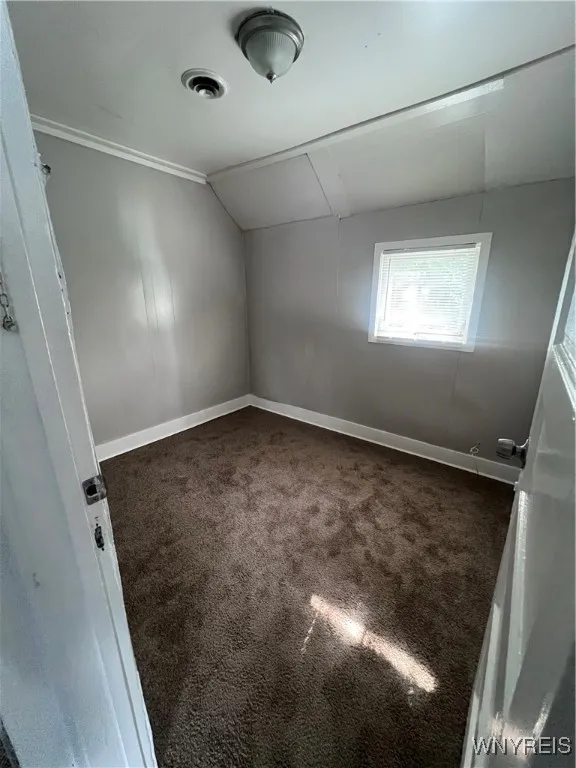 203 Box Ave, Buffalo, New York 14211, Buffalo, New York 14211, 3 Bedrooms Bedrooms, 6 Rooms Rooms,1 BathroomBathrooms,Residential Lease,For Rent,203 Box Ave, Buffalo, New York 14211,0,B1633963