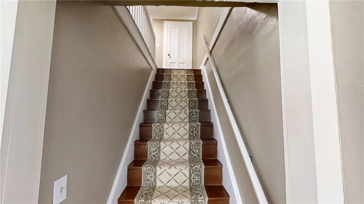 12 Chenango Avenue, Norwich, New York 13815, Norwich, New York 13815, 3 Bedrooms Bedrooms, 8 Rooms Rooms,1 BathroomBathrooms,Residential,For Sale,12 Chenango Avenue, Norwich, New York 13815,0,R1633260
